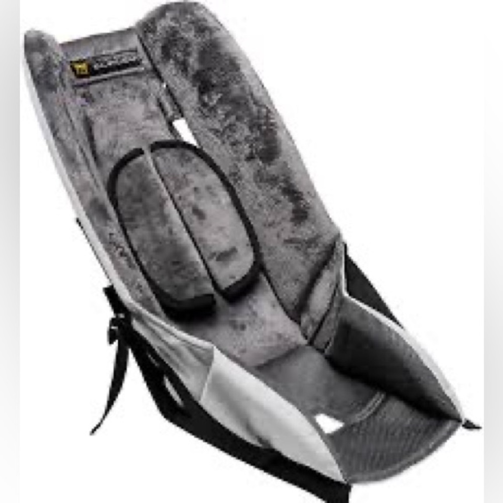 Burley Design Baby Snuggler - used 2x! Perfect condition.